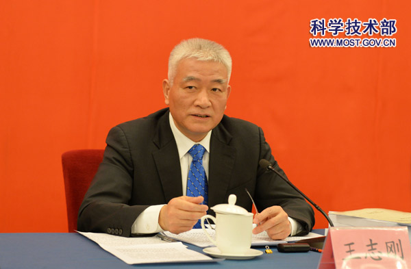 6375528961186826122663321