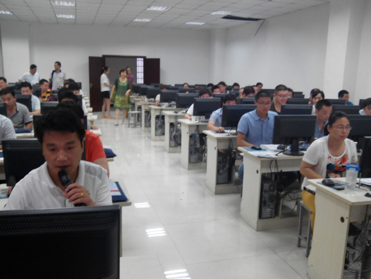 6375529018646592884453399