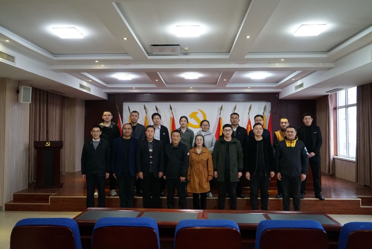 6377198531716383236908388