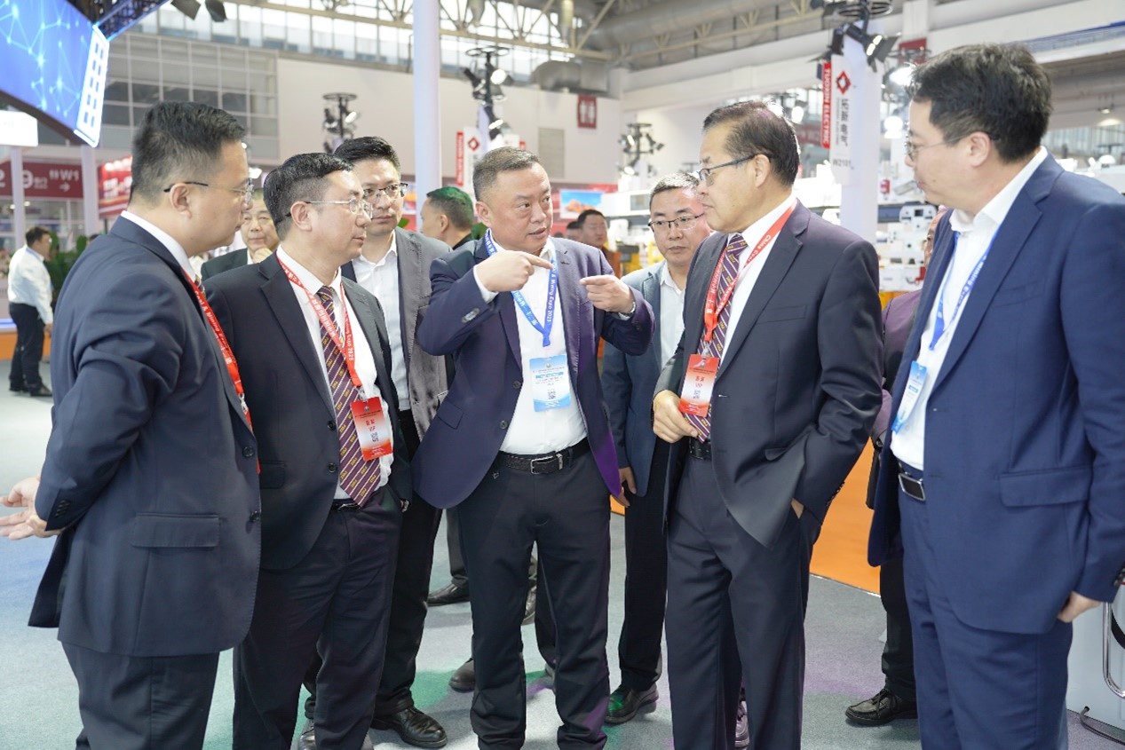 6389746194352288736910943